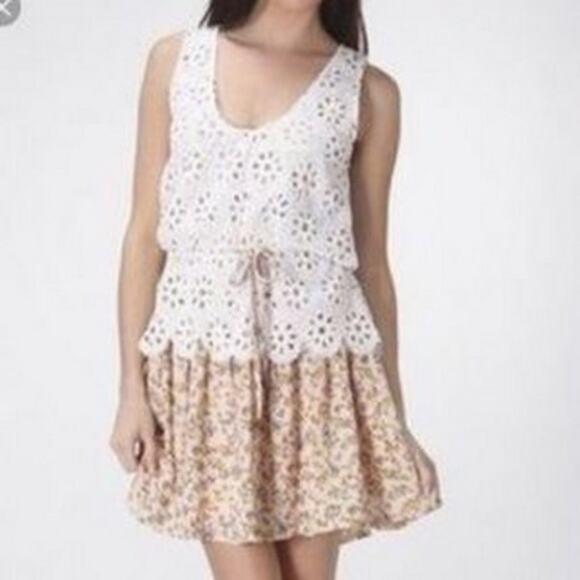 Trendology Boho Chic Sleeveless Summer Dress NWT Small Eyelet Lace Floral Mini - Picture 2 of 13
